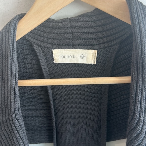 Laurie b. Sweater Vest - Picture 8 of 14